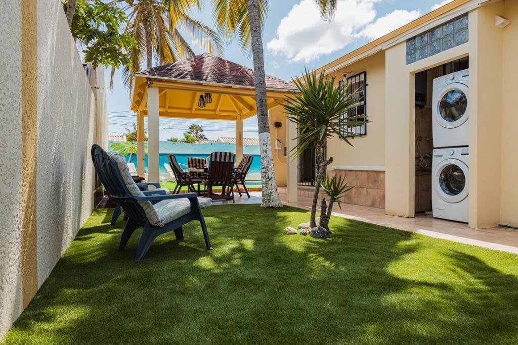 Blue Sky Residence Aruba Savaneta Bagian luar foto